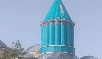 Mevlana Müzesi’nin Kubbe-i Hadra’sı, bilinen adıyla Yeşil Kubbesi sosyal medyada tepki topladı.