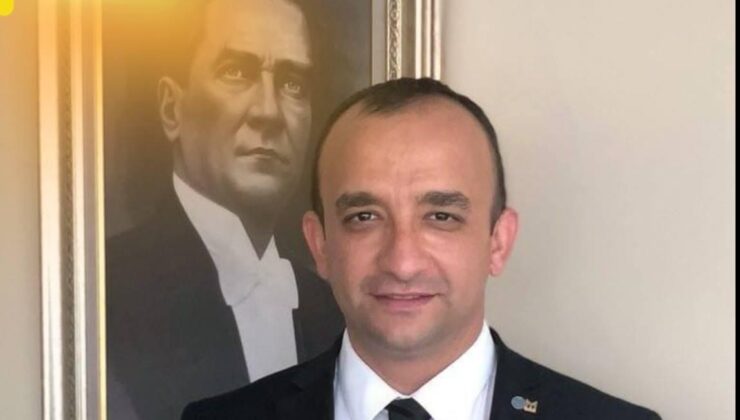 İyi Parti Konya il başkanı Gökhan Tozoglu, Esnaf ve Sanatkarlar Odası Başkanı Muharrem Karabacak’a tepki gösterdi.