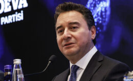 Babacan: ”Ülke batıyor, iktidar tabela değiştirmekle meşgul’’