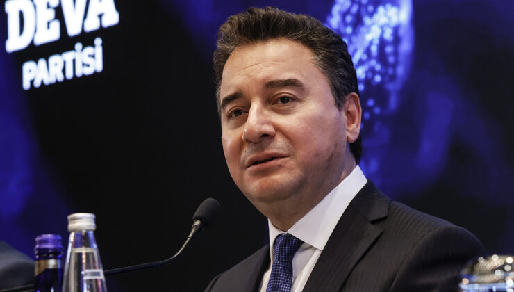 Babacan: ”Ülke batıyor, iktidar tabela değiştirmekle meşgul’’