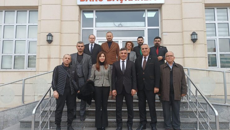 Konya İYİ Parti il teşkilatı Baro Başkanı Oktay Unkur’u ziyaret etti.