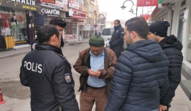 Konya’da yaşlı adamı biz polisiz diyerek 77 bin TL dolandırdılar!