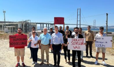 CHP’li gençlerden anlamlı pankart; Dikkat soygun var!