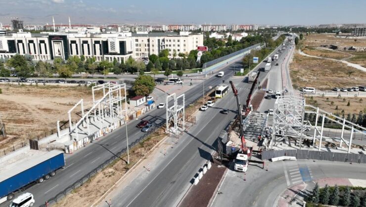 Konya Büyükşehir Belediyesi yol çalışmalarına devam ediyor
