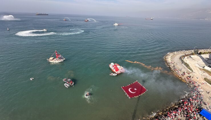 Sarı Zeybekler Derneği “Denizde 123 Metre Türk Bayrağı Akdeniz Rekoru” denemesi yaptı