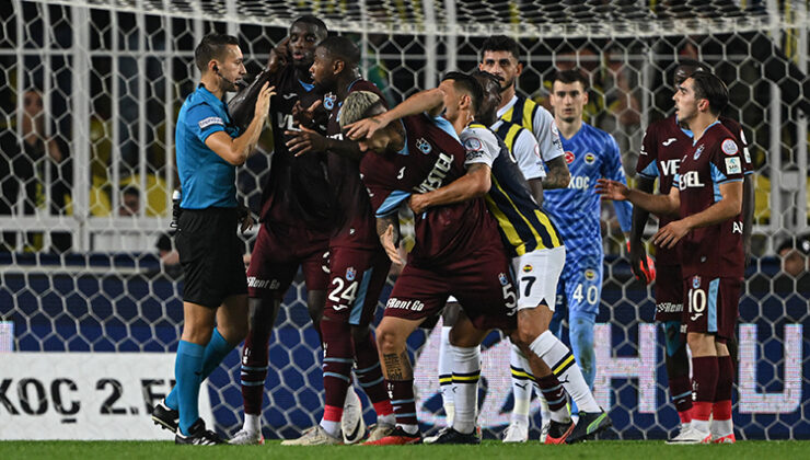 Trabzonspor Fenerbahçe’yi devirdi, liderliği Galatasaray kaptı