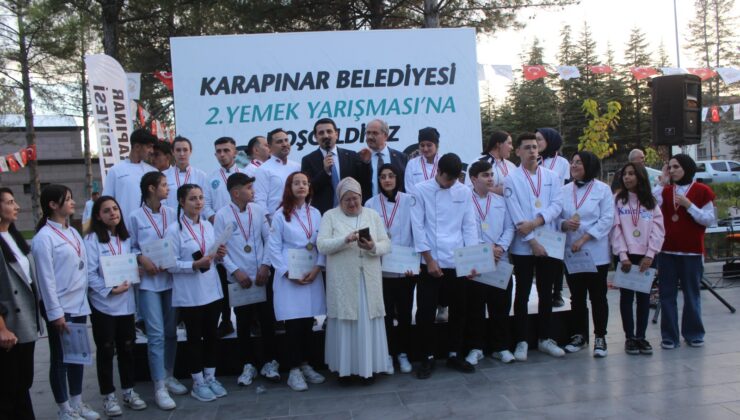 Konya’nın Karapınar ilçesi tarafından bu yıl ikincisi gerçekleştirilen Yemek Yarışması Millet Bahçesi’nde gerçekleştirildi