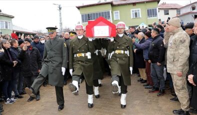 Şehitlerimiz son yolculuklarına uğurlanıyor