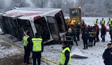 Kastamonu’da kaza otobüs devrildi: 6 ölü 33 yaralı