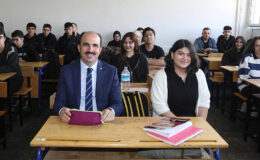 Konya Büyükşehir Belediyesi öğrencilere maddi destek vermeye devam ediyor
