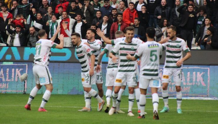 Konyaspor 7 maç sonra 3 puanla tanıştı