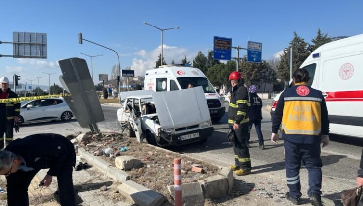 Kütahya’da feci kaza: 3 ölü 2 yaralı