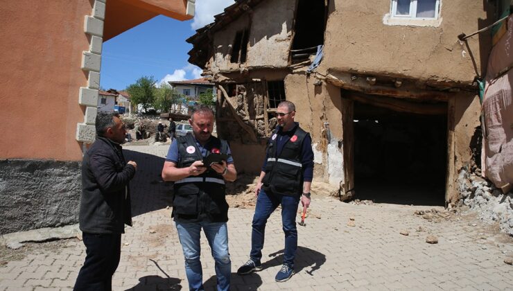 Tokat’ta bugün de 4,1 büyüklüğünde bir deprem kaydedildi