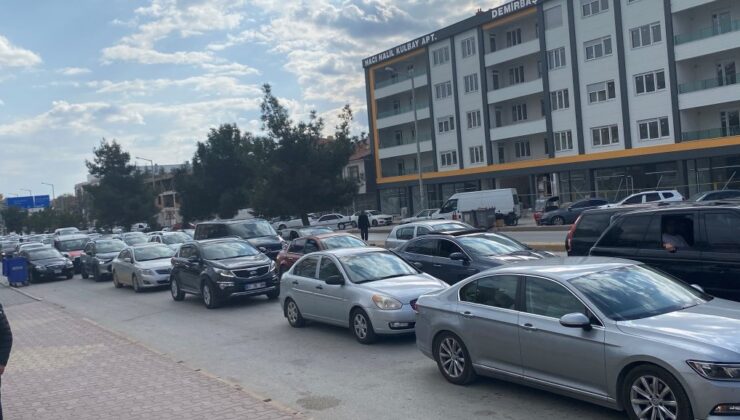 Konya’da bayram dönüşü trafiği başladı