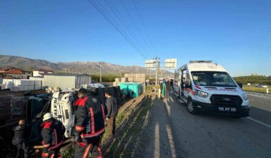 Malatya’da yolcu otobüsü devrildi: 22 yaralı