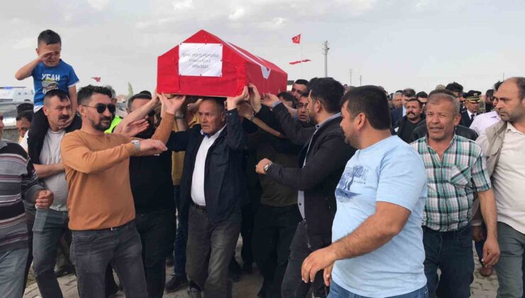 Konya Şehidini son yolculuğuna uğurladı