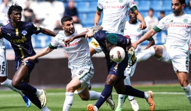 Konyaspor deplasmanda nefes aldı