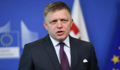 Slovakya Başbakanı Robert Fico silahlı saldırıya uğradı