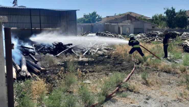 Karapınar’da boş araziye torpil atan çocuklar yangına sebep oldu!