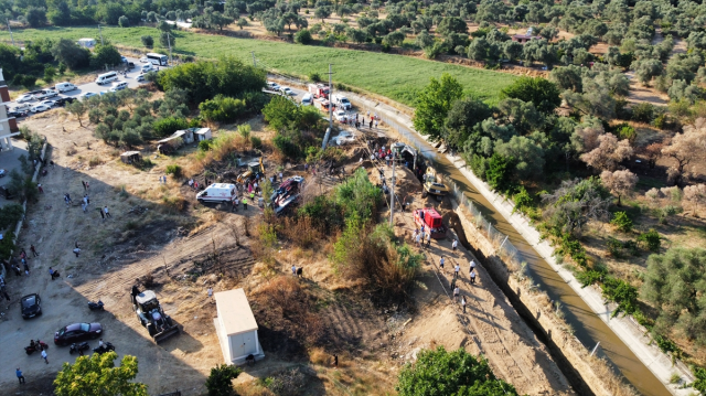 Kanal açma çalışmasında göçük: 3 kişi hayatını kaybetti