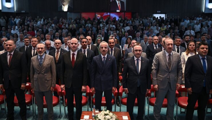 Bakan Uraloğlu, yazılım projesini tanıttı.