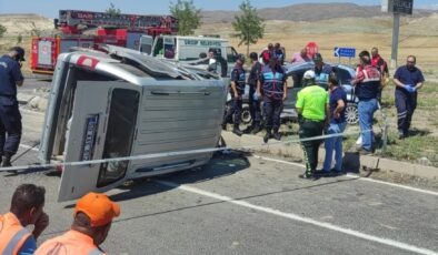 Trafik kazasında 1 kişi öldü, 4 kişi yaralandı