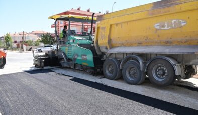 Selçuklu Belediyesi yol çalışmalarını sürdürüyor