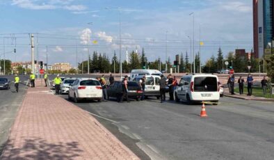 2 polis memurunu silahla yaralayan 2 şüpheli ve onlara yardım eden 1 kişi yakalandı!