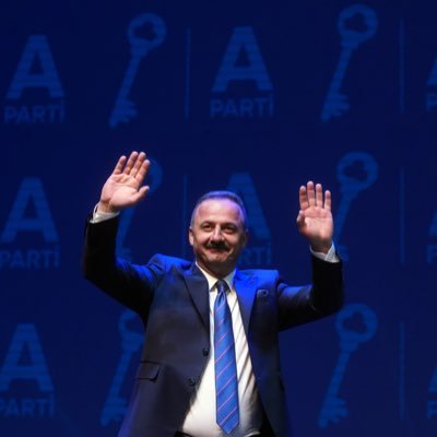 Anahtar Parti: Yavuz Ağıralioğlu’ndan Siyasete Yeni Kilit!