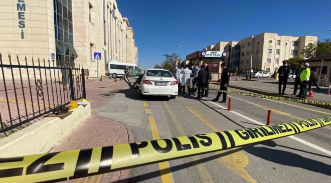 Konya’da Bayan Avukat ceza evinde yatan Mahkuma uyuşturucu temin etmek suçundan dolayı tutuklandı!