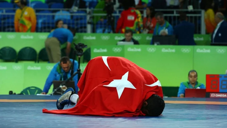 Gümüşün Parlayan Yüzü: Basketbol, Voleybol ve Boksta Türkiye’nin Gurur Tablosu!