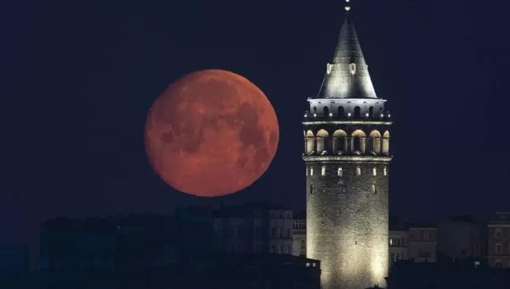GÖKLERDEN MÜJDE! Tarih Verildi: Bu Yılın En Büyük ve En Parlak Süper Ay’ı Çarşamba Günü Zirvede Olacak!