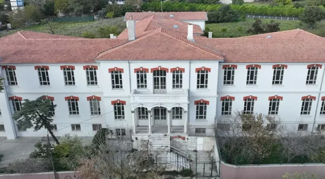 📰 SAĞLIK SKANDALI: PROFESÖR DOKTORLU DOLANDIRICILIK ŞEBEKESİ ÇÖKERTİLDİ! SGK’NIN 112 MİLYON TL’SİNİ ÇALDILAR!