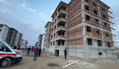 ⚠️ Konya Kulu’da İş Kazası: İskele Devrildi, 2 İşçi Yaralandı