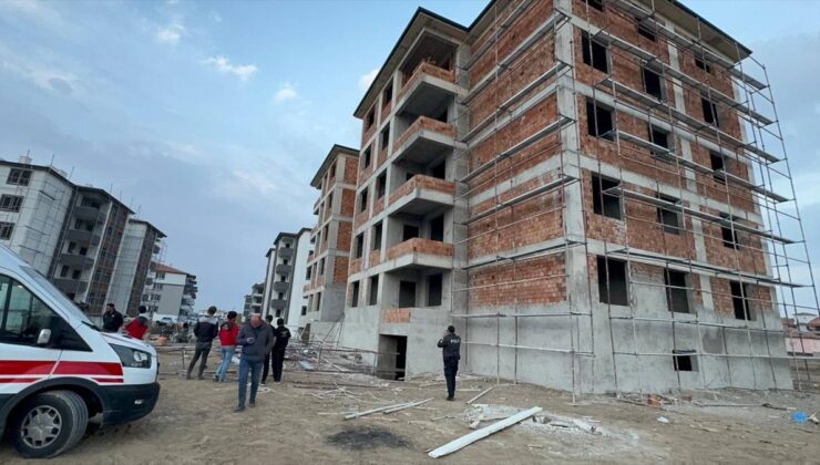 ⚠️ Konya Kulu’da İş Kazası: İskele Devrildi, 2 İşçi Yaralandı