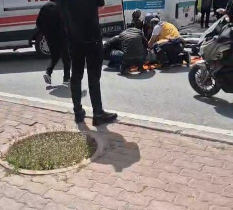 KONYA’DA KORKUTAN KAZA: YOLUN KARŞISINA GEÇMEK İSTERKEN OTOMOBİL ÇARPTI!