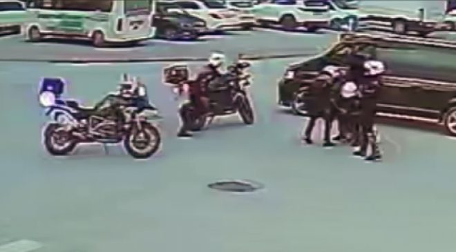 KONYA’NIN YUNUSLARI ‘HIZIR’ GİBİ YETİŞTİ: TRAFİKTE NEFESSİZ KALAN SÜRÜCÜYE MUCİZE MÜDAHALE!