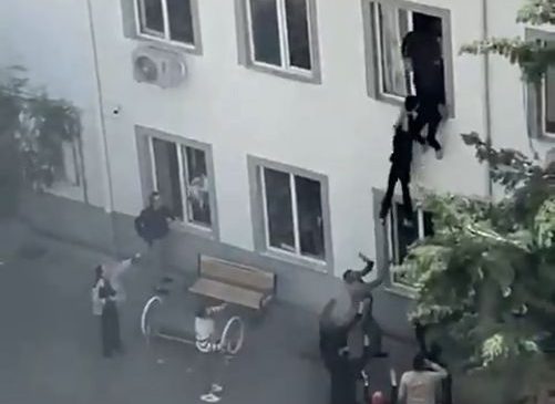 Kahramanmaraş’ta Okulda Katliam: 8 Öğrenci ve 1 Öğretmen Hayatını Kaybetti!