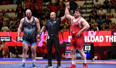 TARİHE SON BİR ADIM: RIZA KAYAALP 13. ŞAMPİYONLUK VE DÜNYA REKORU İÇİN MİNDERDE!