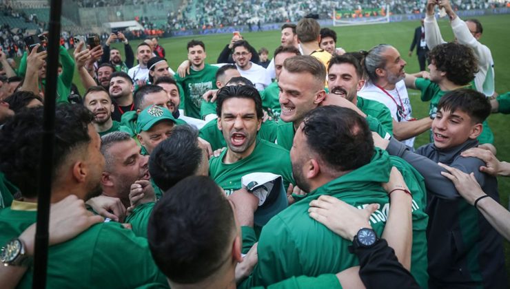 YEŞİL TİMSAH TARİH YAZDI: BURSASPOR TÜM LİGLERİ FETHEDEN İLK VE TEK TAKIM!