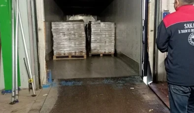 Sakarya’da Büyük Gıda Operasyonu: 32 Ton Bozuk Tavuk Eti İmha Edildi!