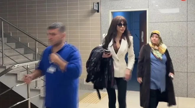 ÜNLÜ SPİKER ELA RÜMEYSA CEBECİ TAHLİYE EDİLDİ: “EV HAPSİ” KARARI!