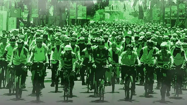 Konya’da 23 Nisan Coşkusu Pedallarla Taçlanıyor: Yeşilay’dan Dev Bisiklet Turu