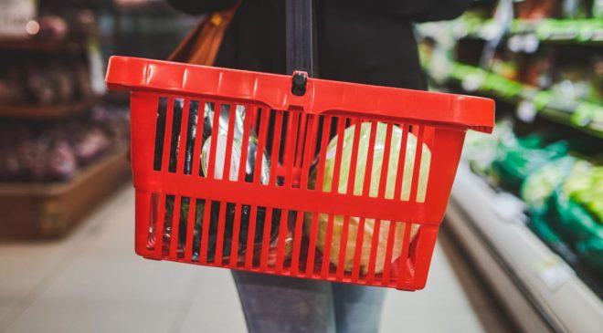 REZALETİN ADI “KÖFTE”: 156 ŞUBELİ DEV MARKETTE KANATLI ETİ VE TAŞLIK SKANDALI!