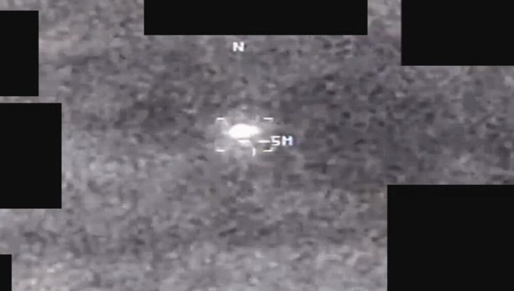 PENTAGON’DAN GEZEGENİ SARSACAK HAMLE: 64 YENI UFO DOSYASI RESMEN YAYINLANDI! SAVAŞ UÇAĞININ VURDUĞU ANLAR ORTAYA ÇIKTI!