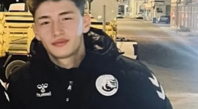 SPOR DÜNYASI YASTA: 16 YAŞINDAKİ GENÇ FUTBOLCUDAN KAHREDEN HABER! 3 GÜNLÜK SAVAŞI KAYBETTİ