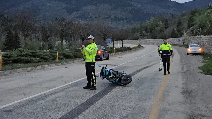 KARABÜK’TE FECİ KAZA: MOTOSİKLET SÜRÜCÜSÜ AHMET ÇAKIR HAYATINI KAYBETTİ!