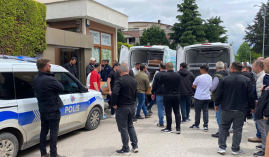 KOCAELİ’DE KAN DONDURAN FACİA: MHP İL BAŞKAN YARDIMCISI GEYLANİ YENİGÜN ORTAĞI TARAFINDAN VURULUP ÖLDÜRÜLDÜ! KATİLİ İNTİHAR ETTİ!