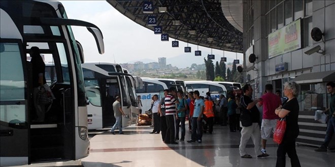 MİLYONLARIN BEKLEDİĞİ MÜJDE GELDİ: KURBAN BAYRAMI TATİLİ 9 GÜN OLDU!