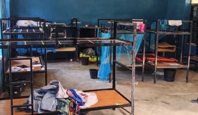 NİJERYA’DA OKUL KATLİAMI: SİLAHLI ÇETELER OKULLARI BASTI! 25 ÖĞRENCİ VE 7 ÖĞRETMEN KAÇIRILDI
